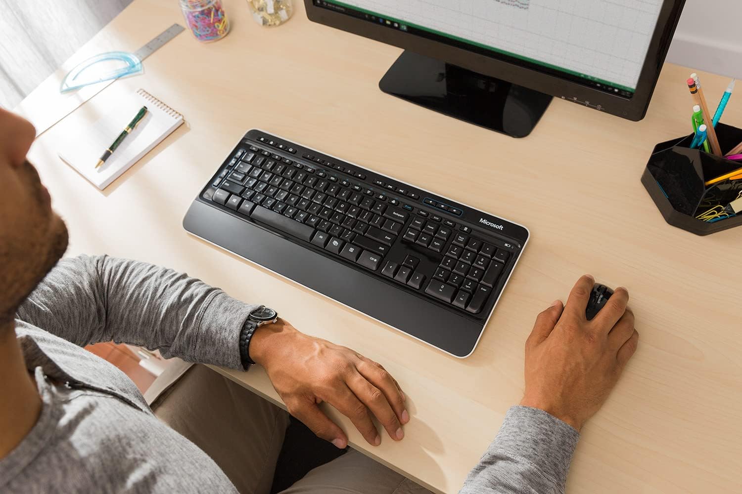 Microsoft ワイヤレス デスクトップ 3050 ユーザー マニュアル